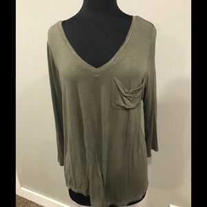 V neck t-shirt
